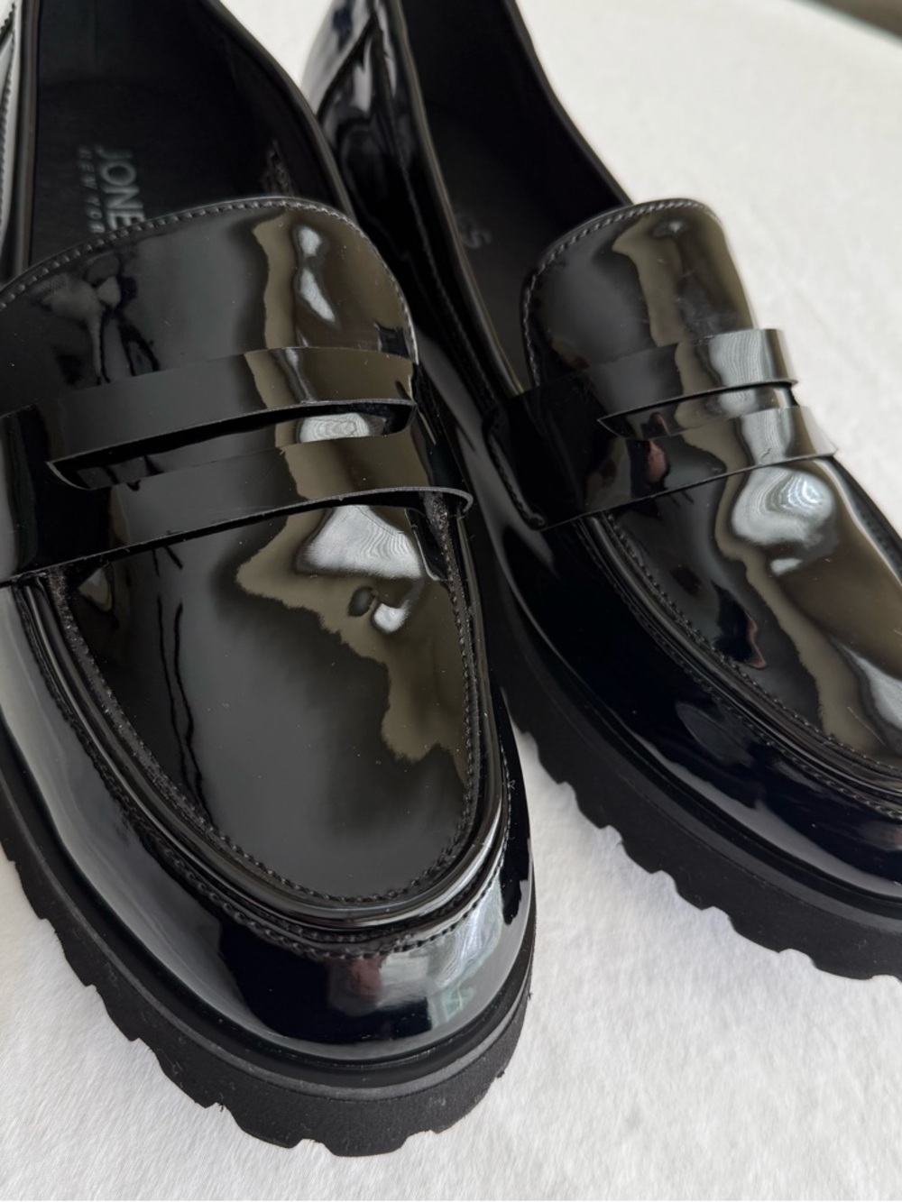 Jones New York Prizey Black Patent Lug Sole Loafer Women 10 Chunky Platform
